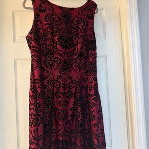 Danny & Nicole Elegant Burgundy and Black Patterned Midi Dress